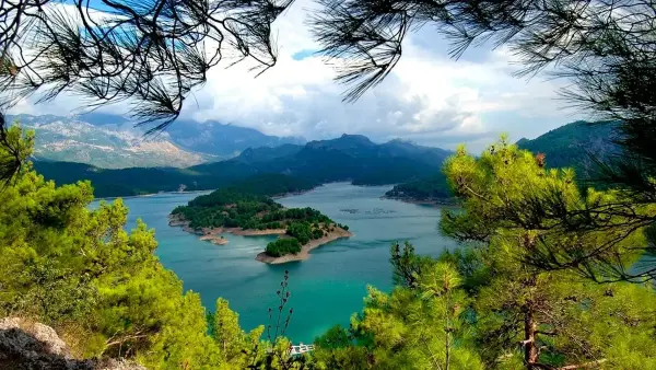 Karacaören Dam — Burdur, Türkiye