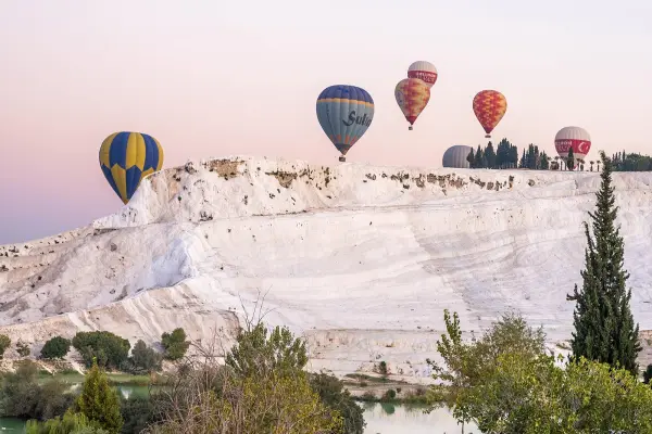 Pamukkale hot air balloon — Denizli, Türkiye