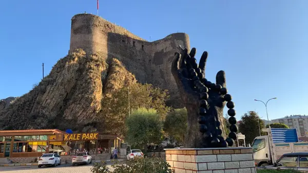 Oltu Castle — Erzurum, Türkiye