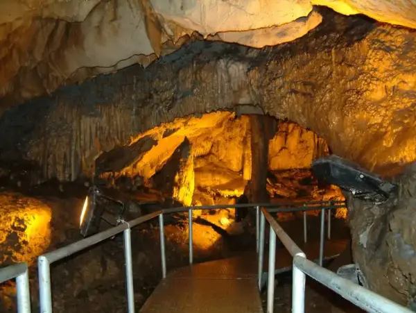 Zindan Caves — Isparta, Türkiye
