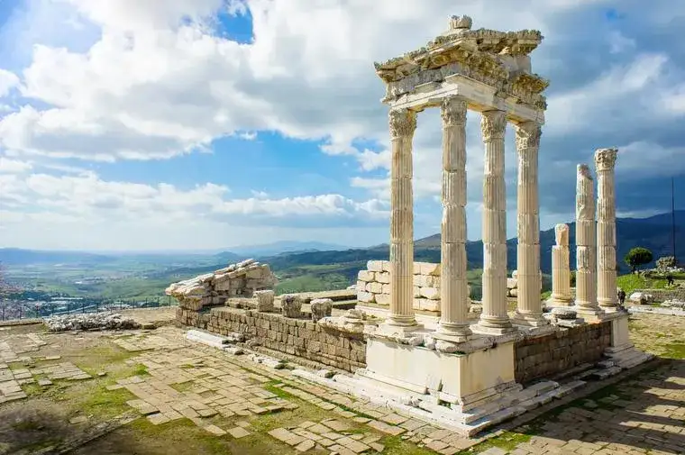 Izmir & Pergamon, Aegean